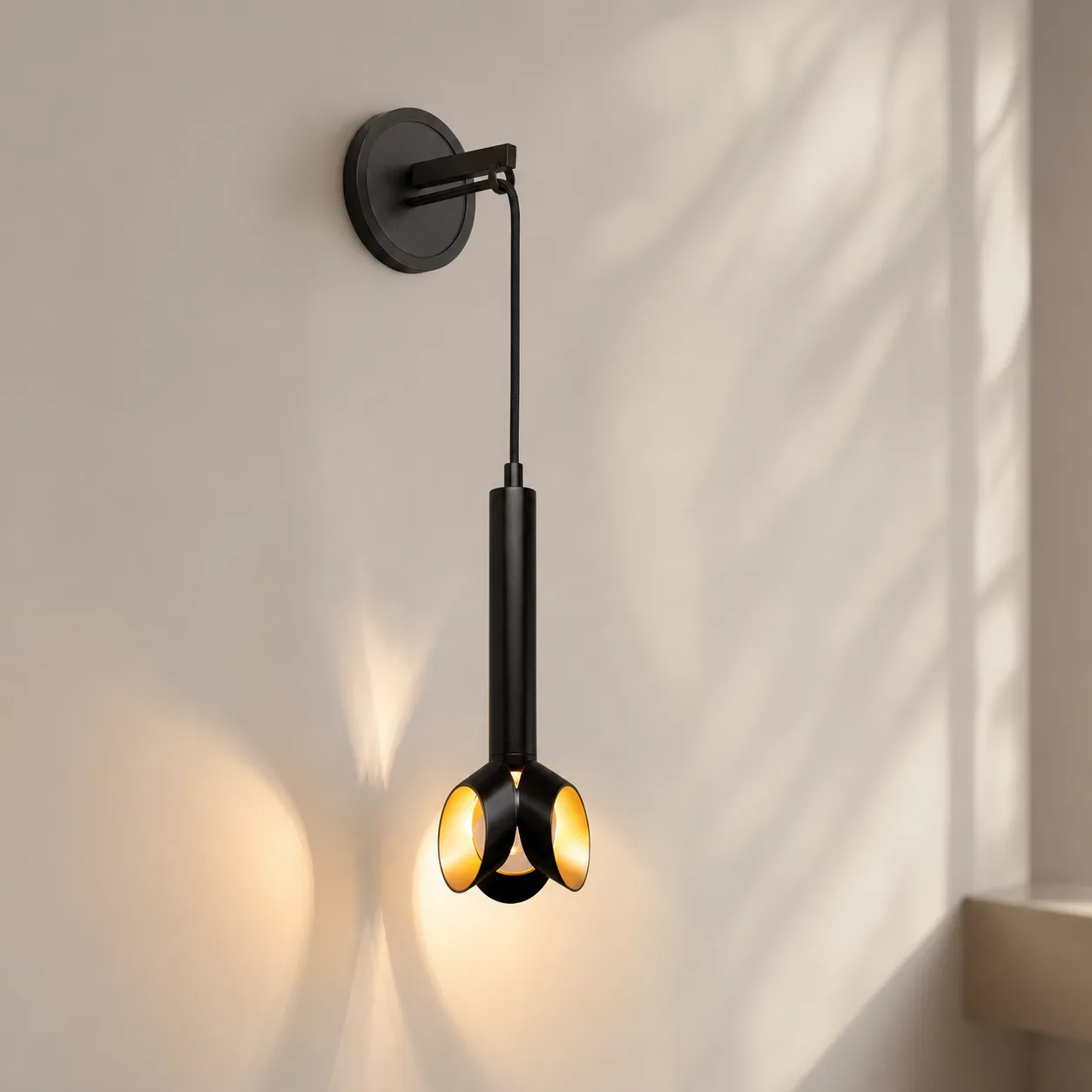 Noir Petal Metal Wall Sconce image 4