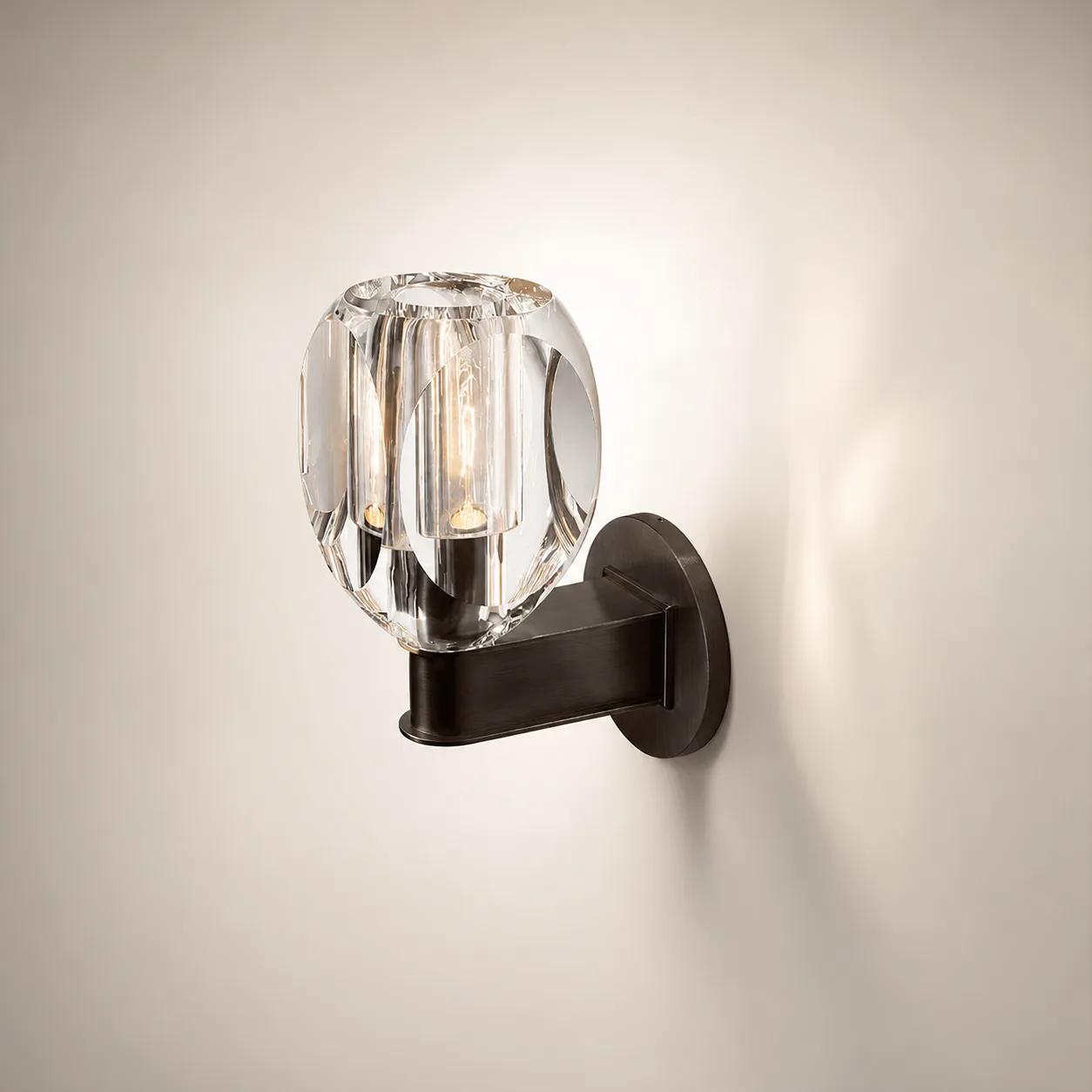 Lustrous Crystal Glass Wall Sconce image 3