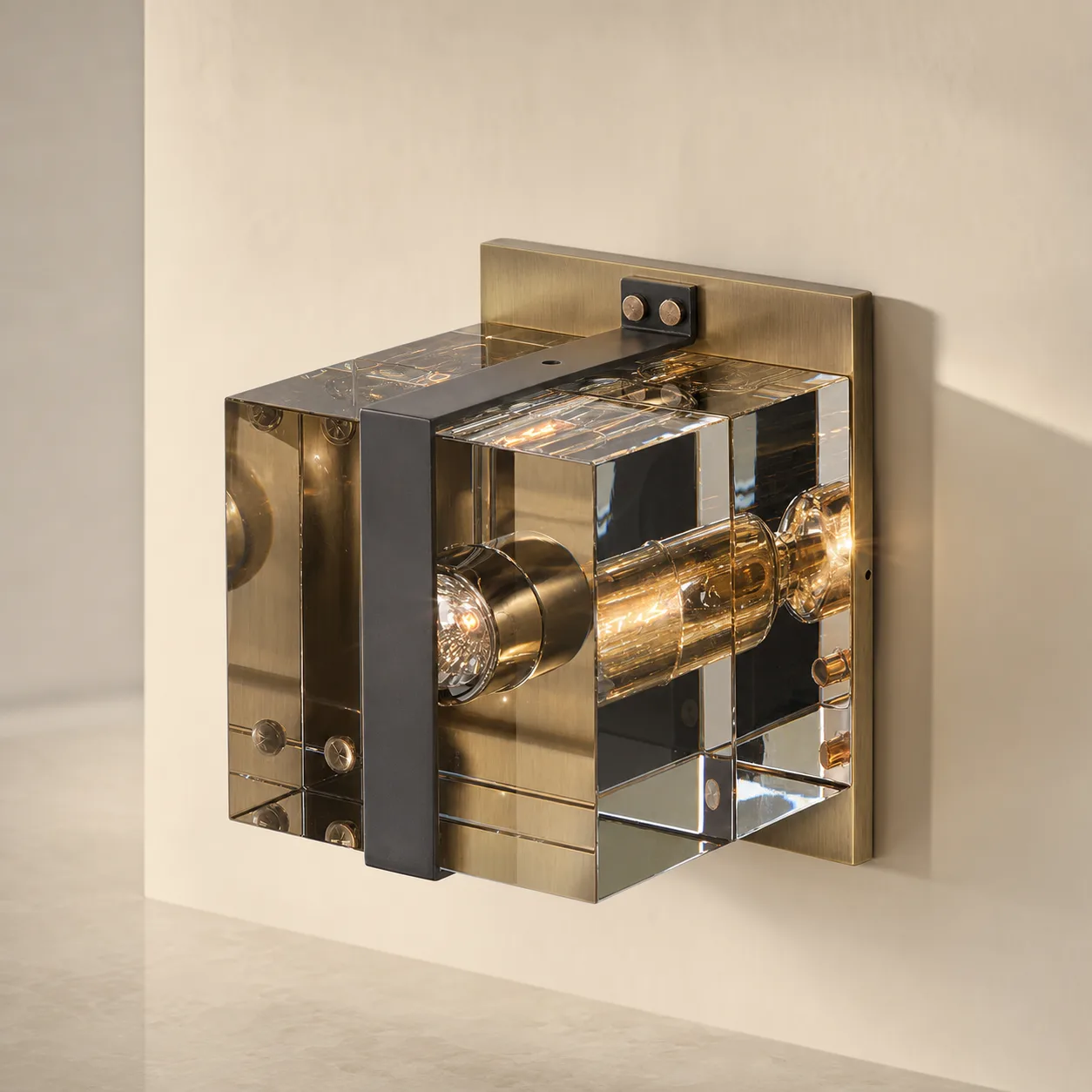 Lustrous Crystal Cube Wall Sconce image 6