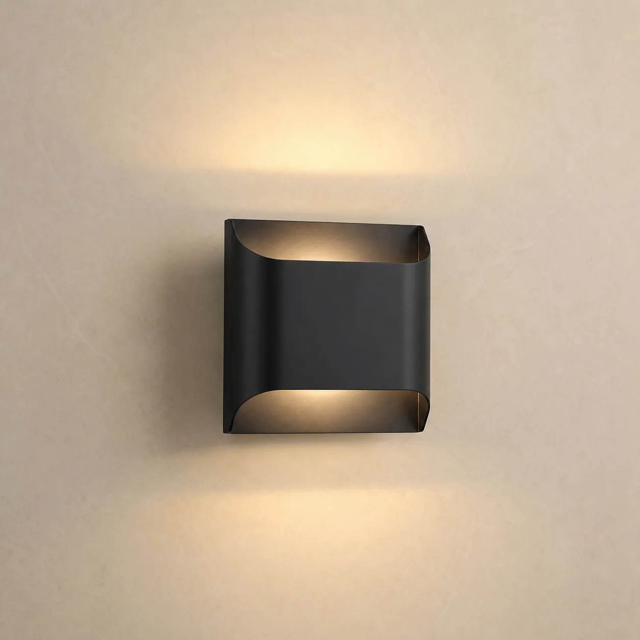 Curved Noir Metal Wall Sconce image 6