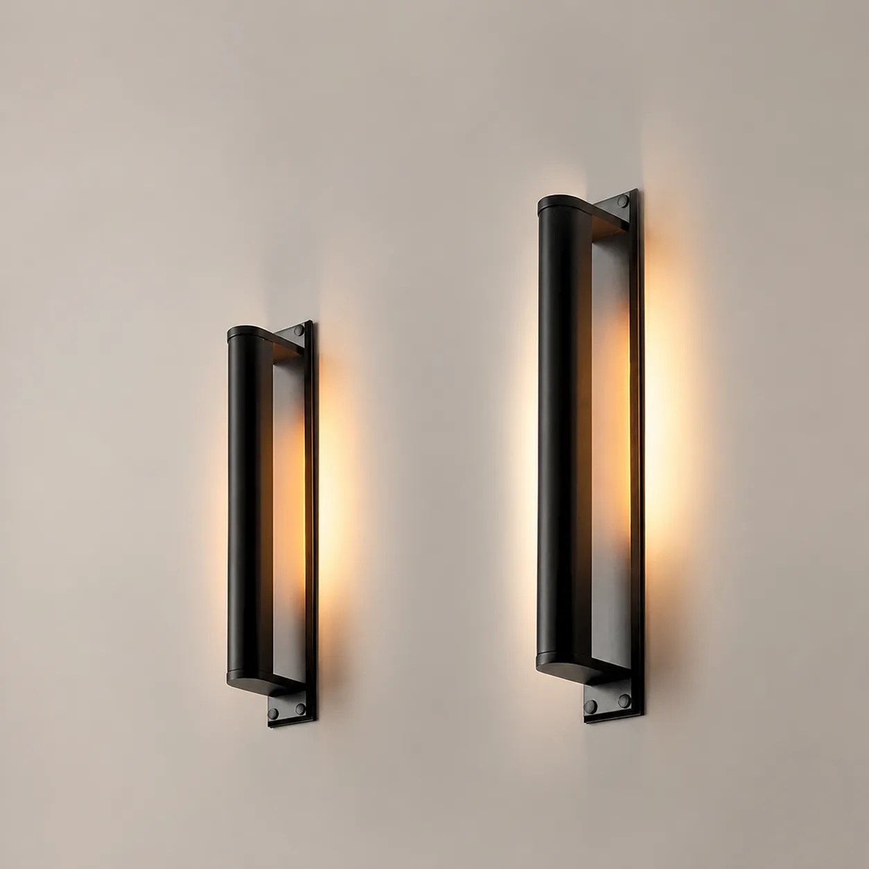 Noir Linear Metal Wall Sconce image 2