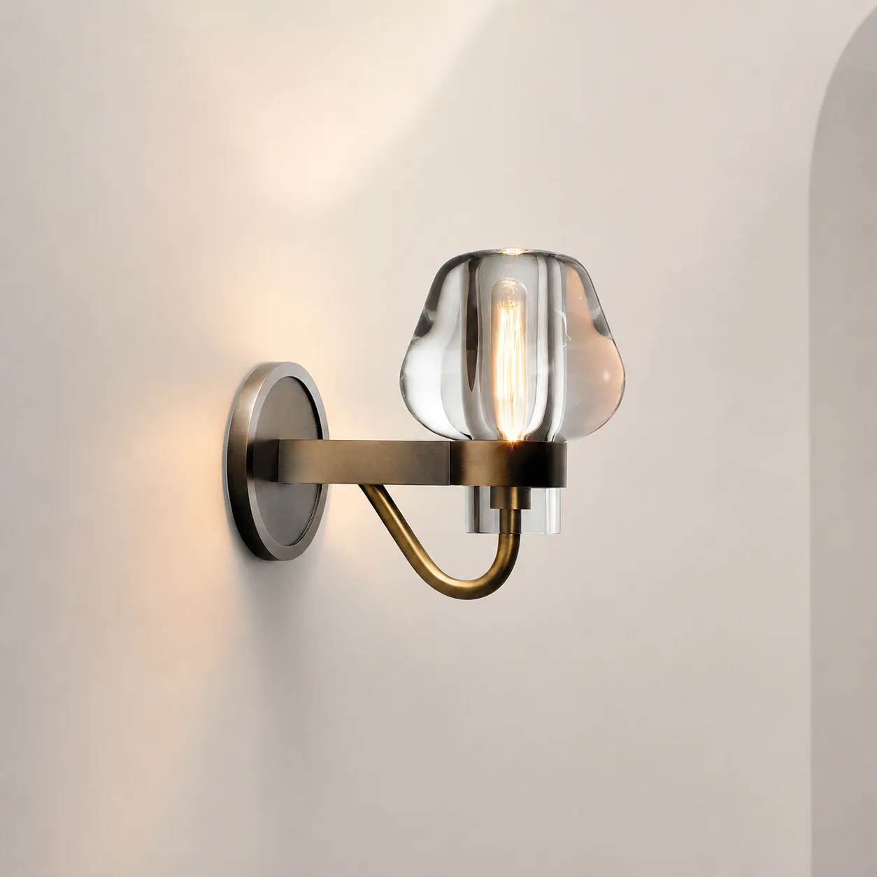 Lustrous Crystal Brass Wall Sconce image 5