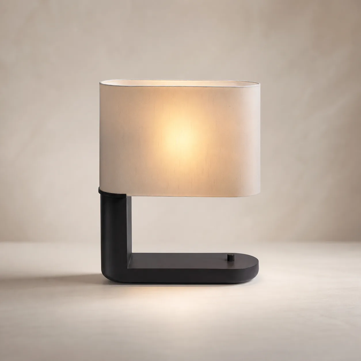 Quiet Linen Metal Table Lamp image 4
