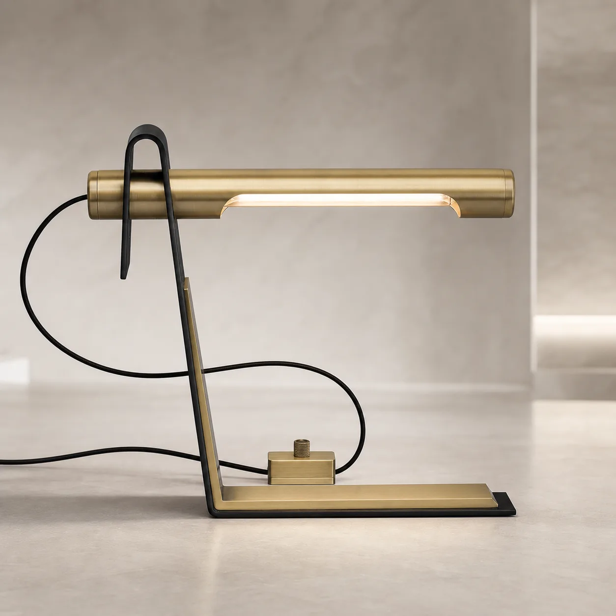 Sleek Brass Linear Table Lamp image 6