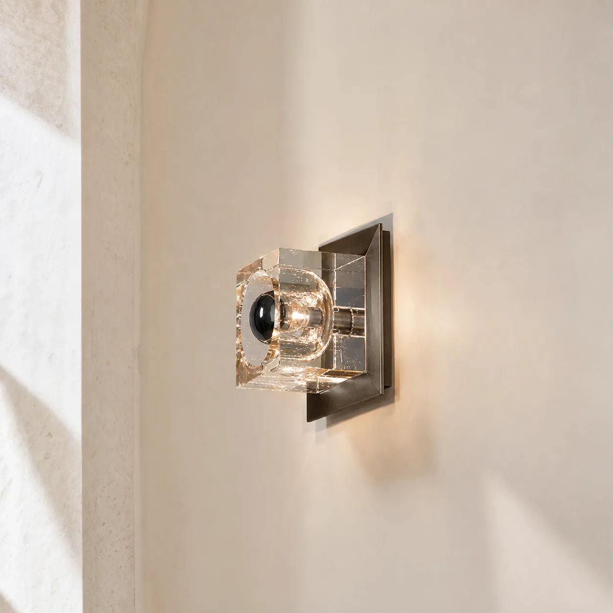 Lustrous Crystal Cube Wall Sconce image 3
