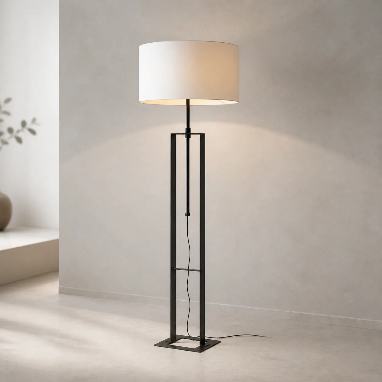 Linear Black Metal Floor Lamp image 3
